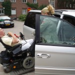 2006 Marja & "Stiffman" som backar ur sin bil.